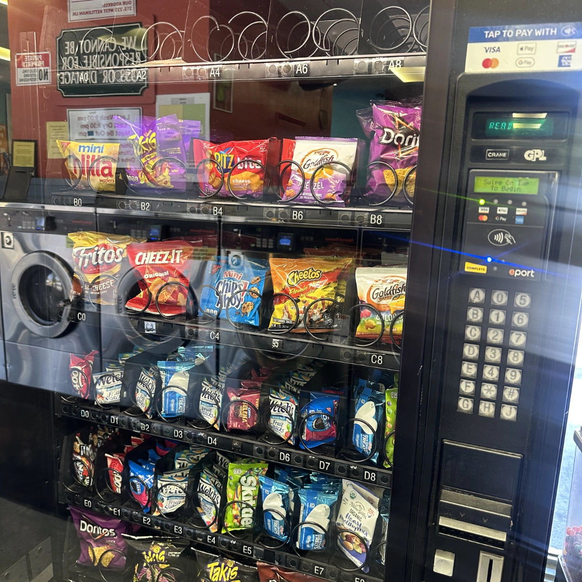 Laundry Day IMG 4787 1200X1200