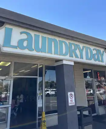 Laundry Day IMG 4783 1200X1200